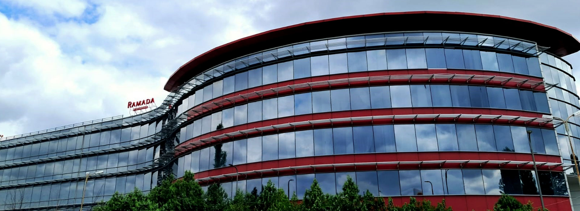 home-hotel-ramada-by-wyndham-bucharest-otopeni-airport